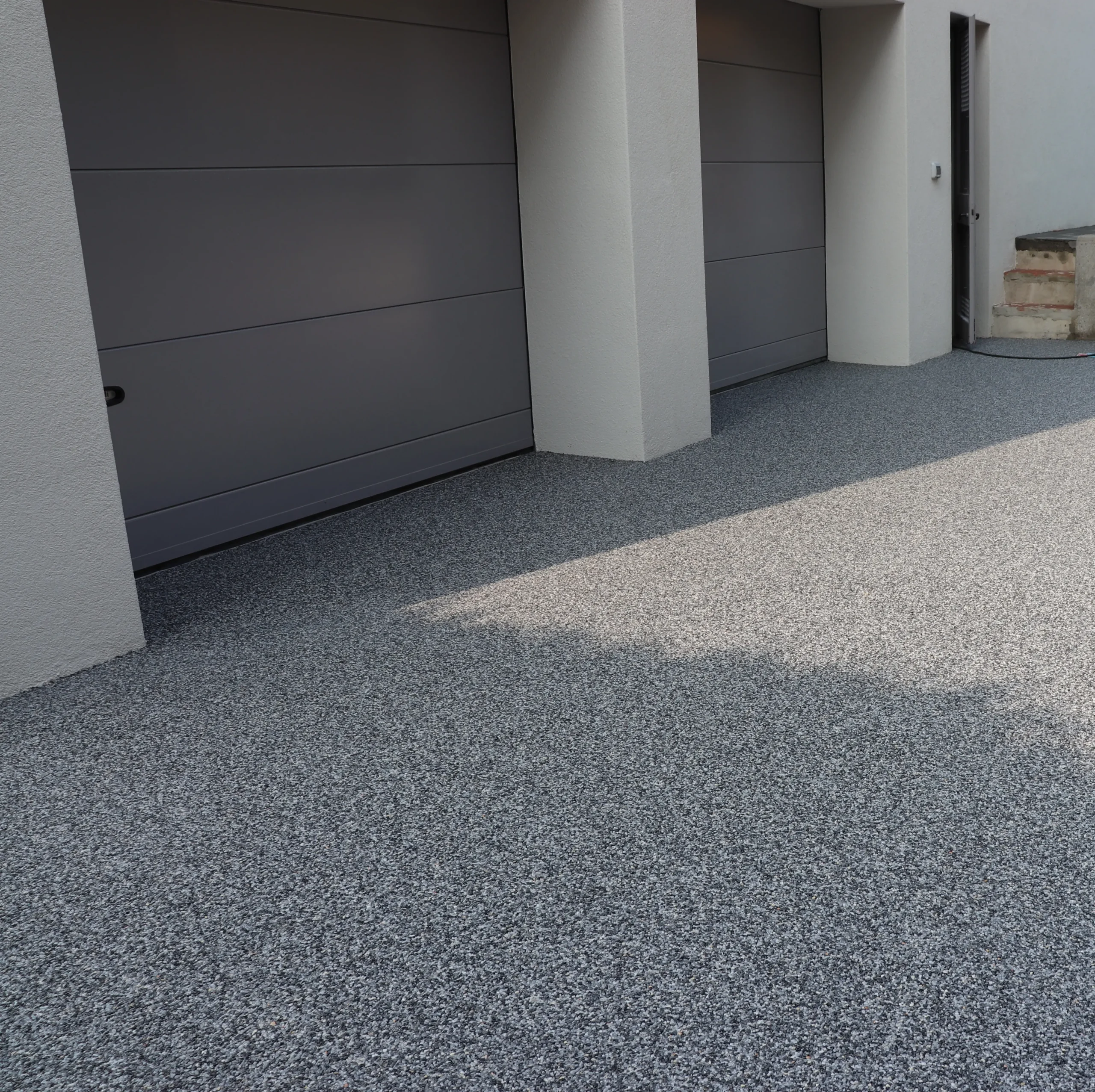 pavimento drenante in resina carrabile